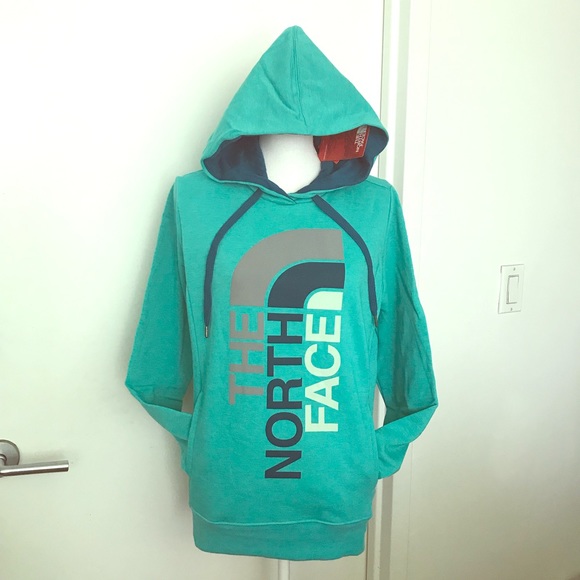 trivert pullover hoodie
